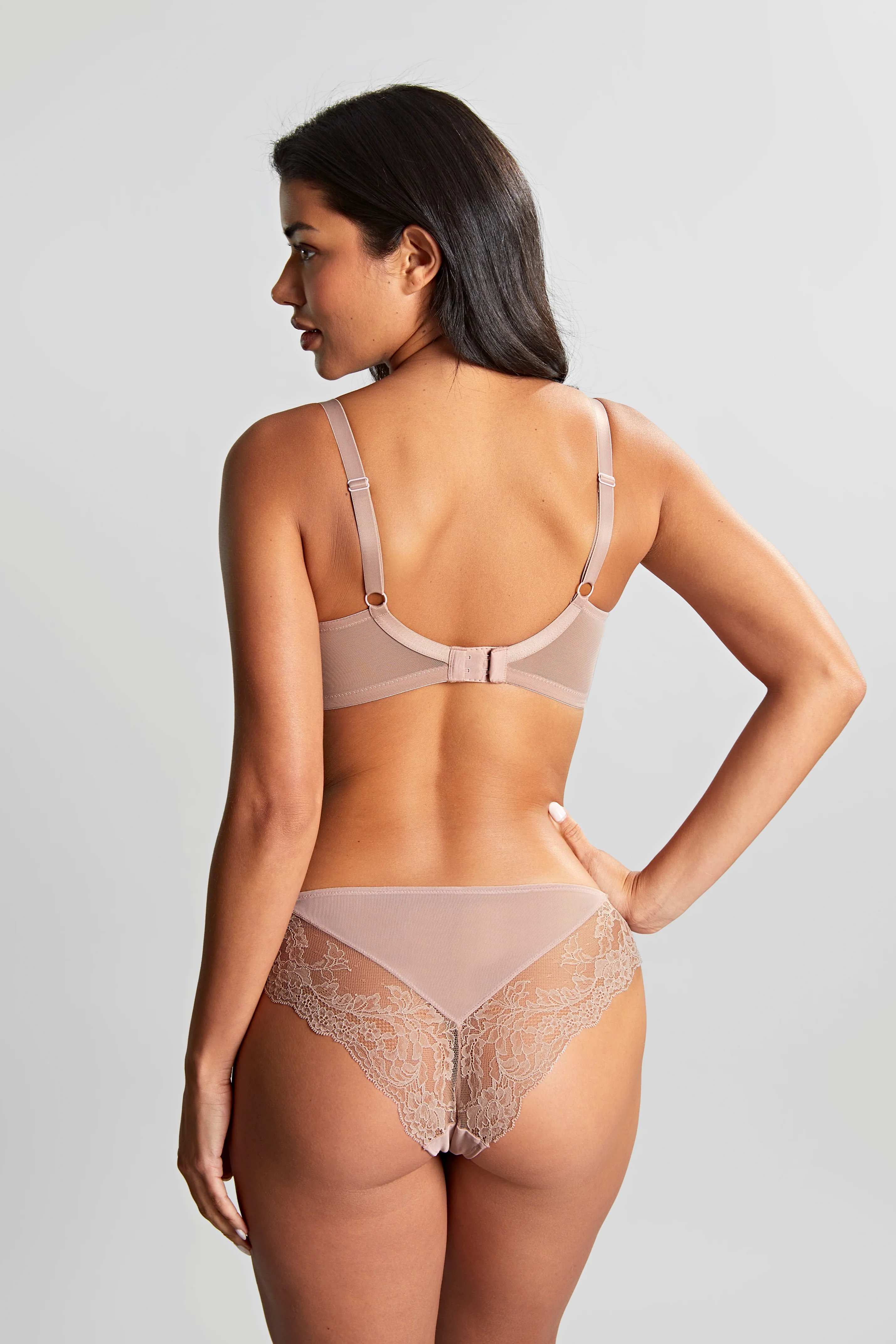 Ana brazilian - Image 4