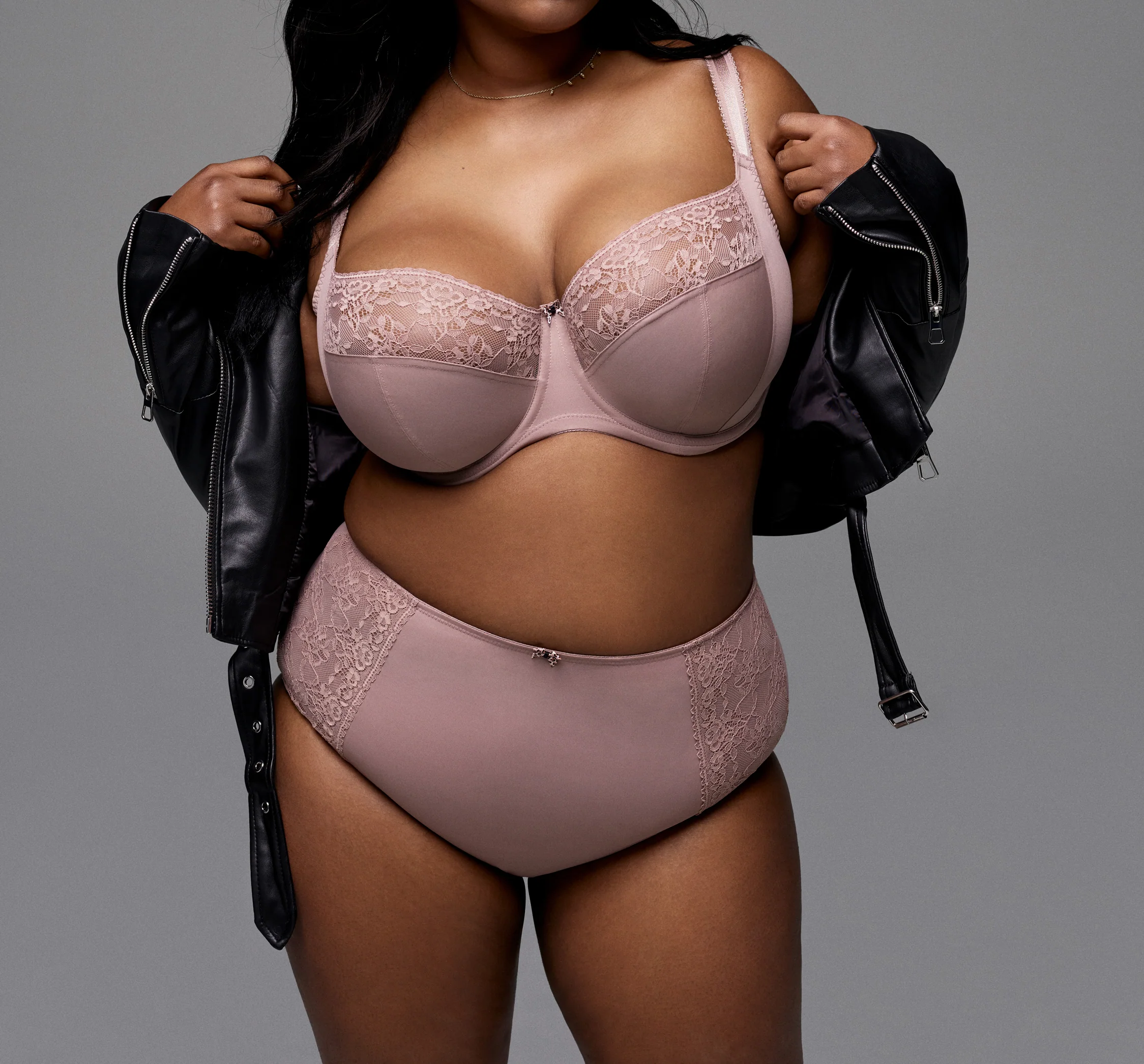 Chi Chi - Image 10