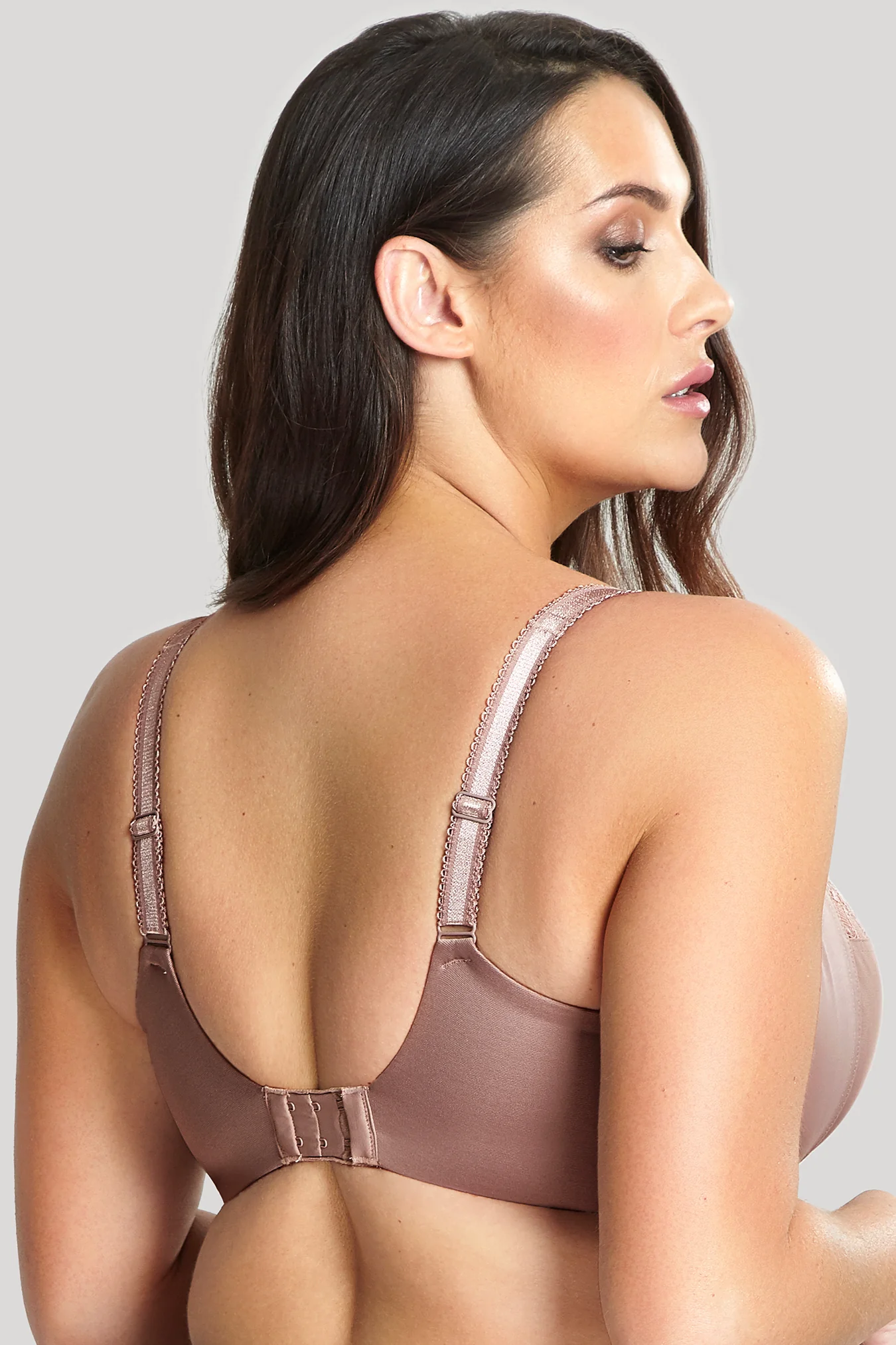 Chi Chi - Image 9