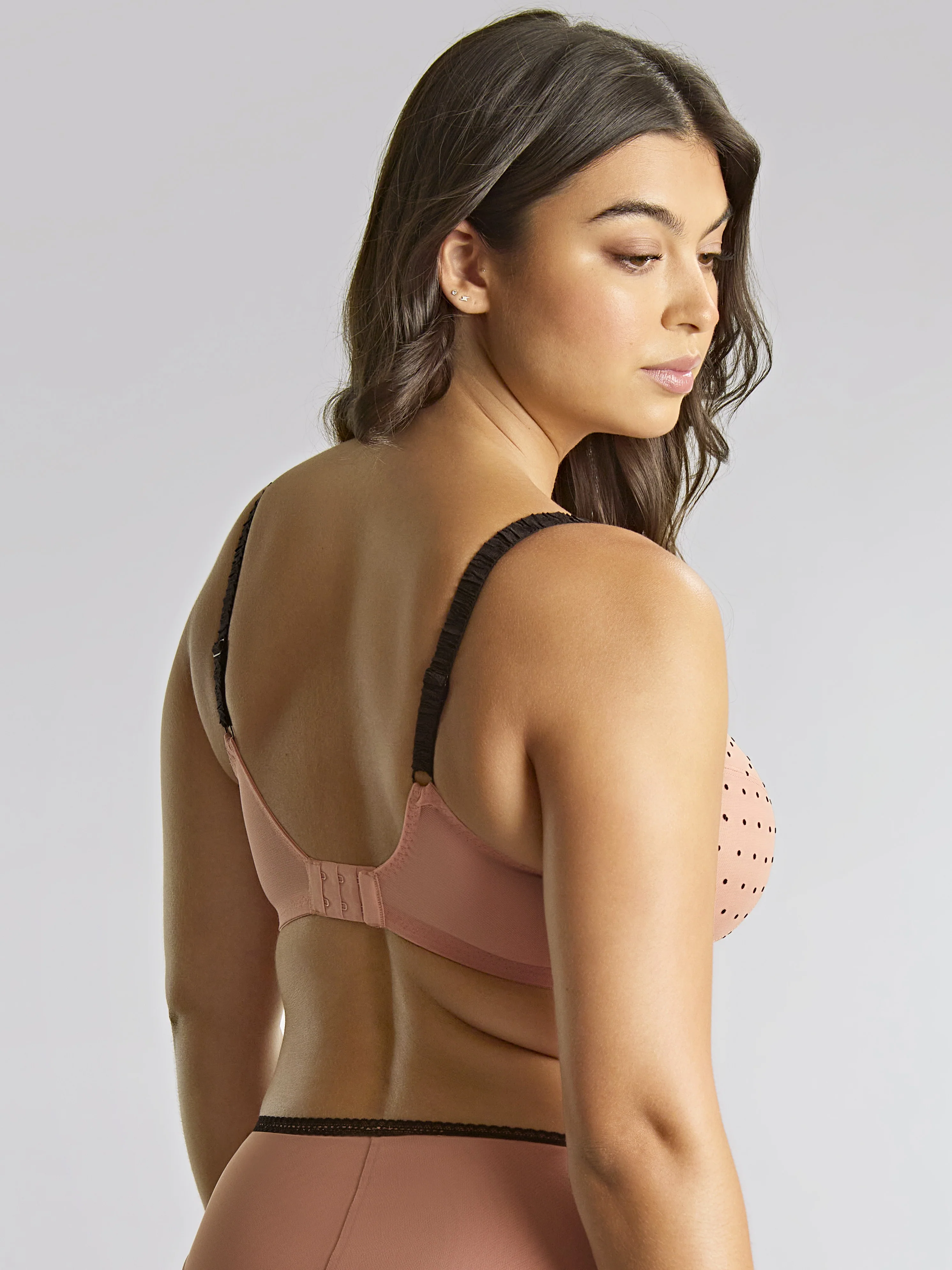 Gabrielle plunge - Image 2