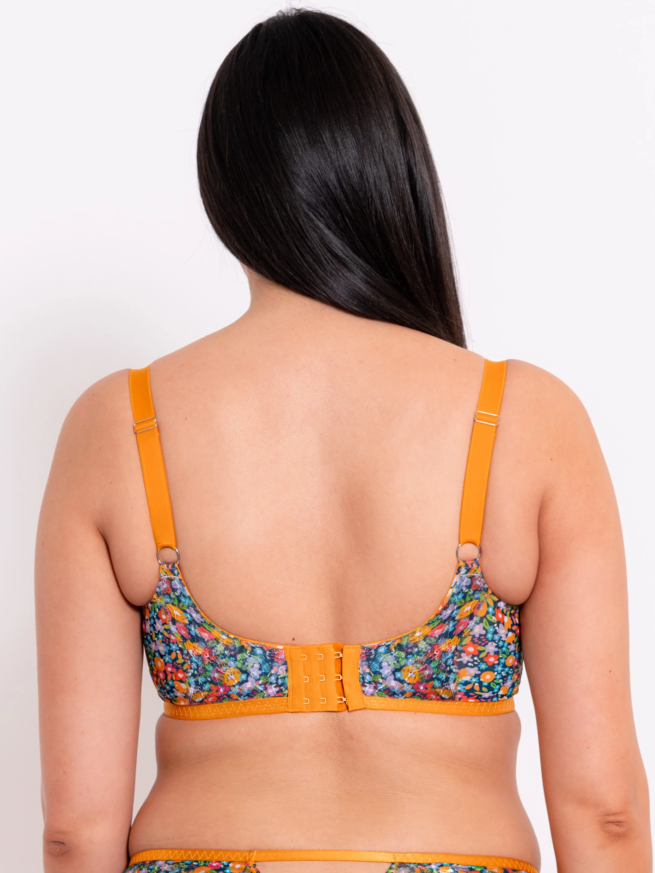 Lace Daze Sale - Image 2