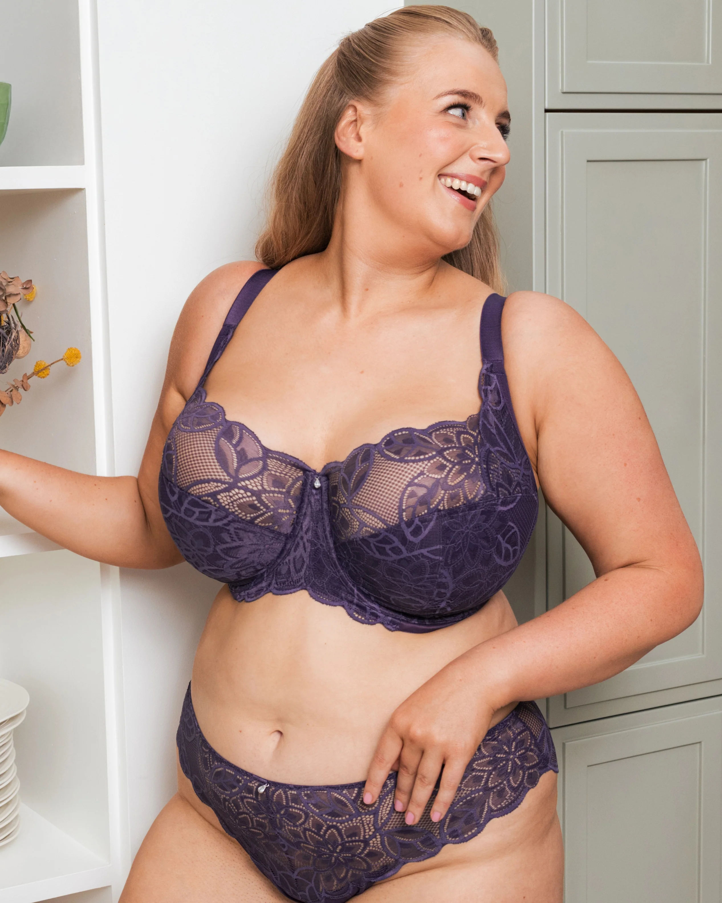 Lovelace balcony Deep purple - Image 6