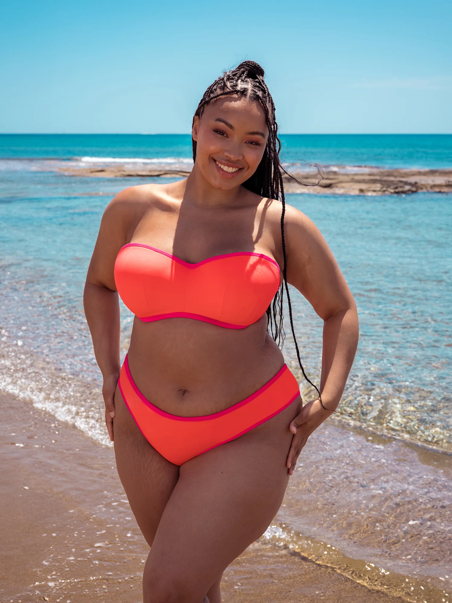 Minimalist bandeau Bikini top - Image 8