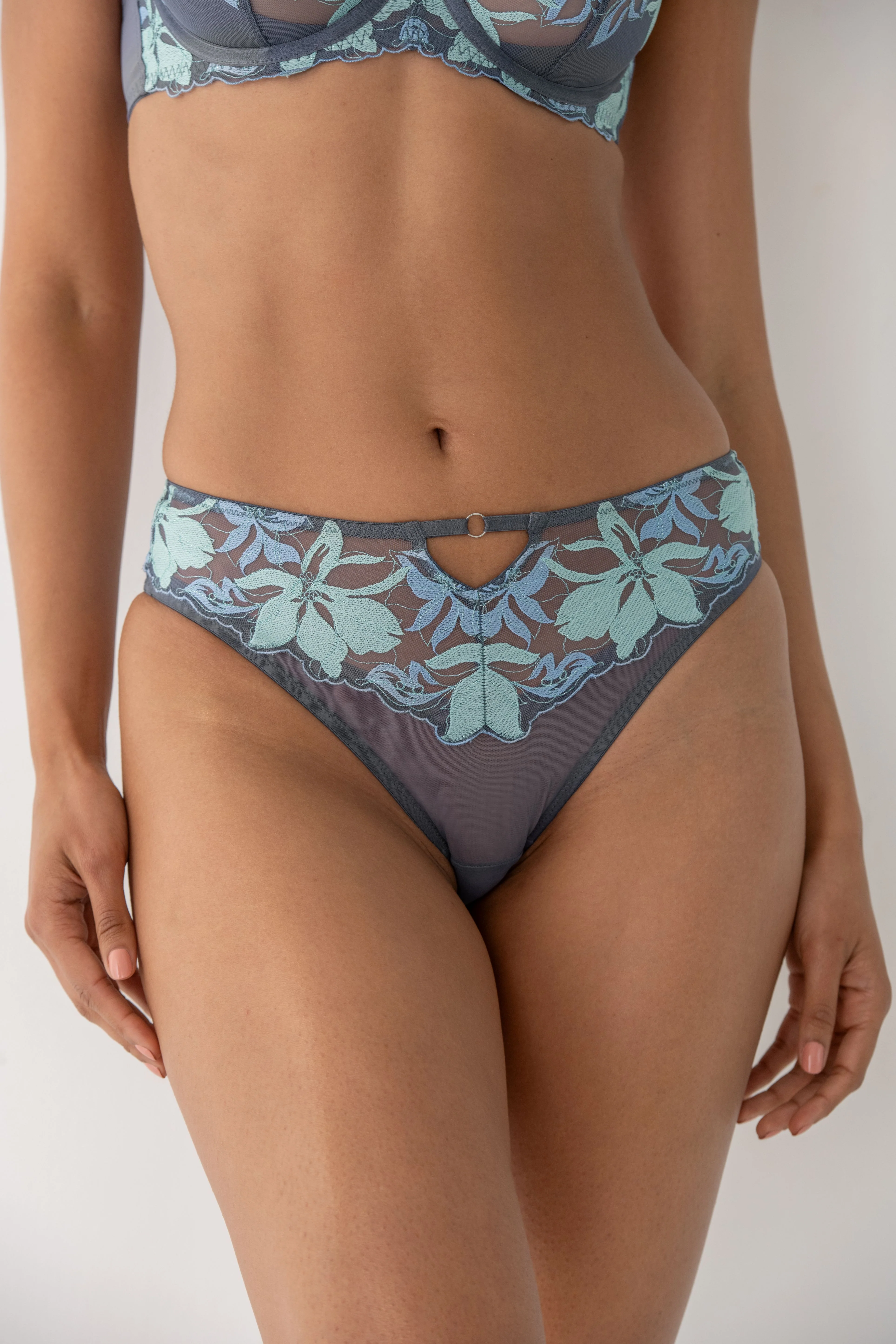 Roxanne brief