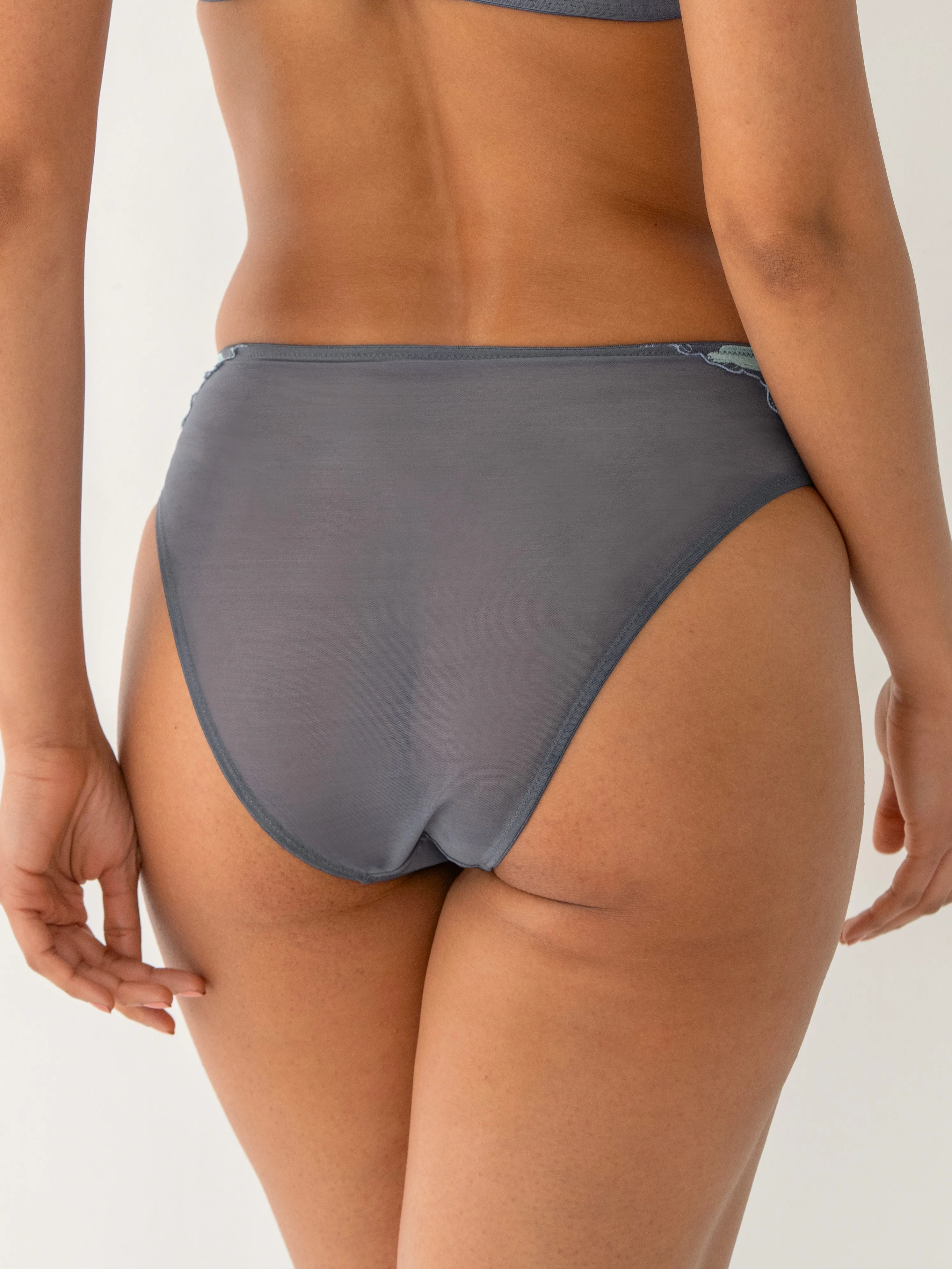Roxanne brief - Image 2