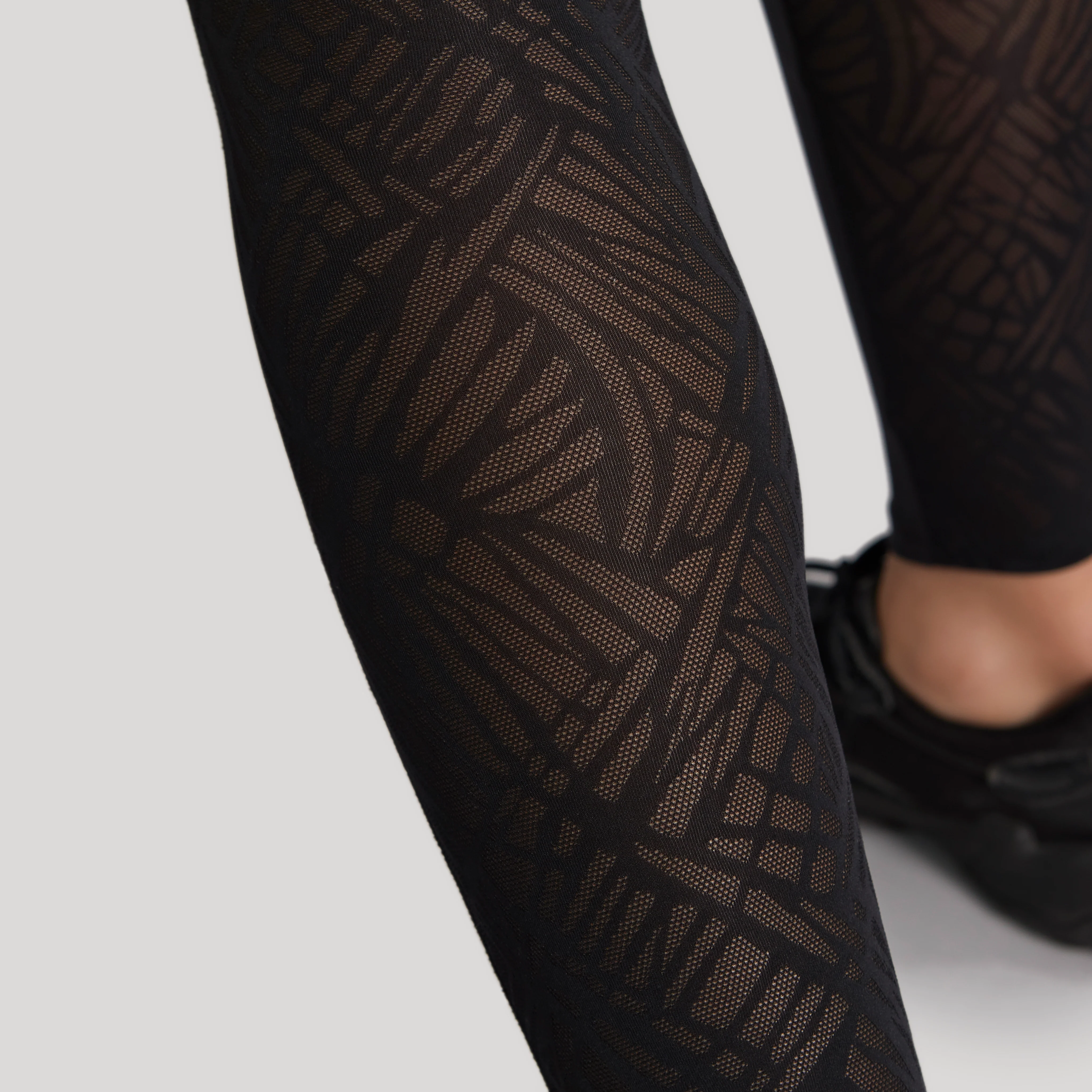 Ultra adapt legging - Image 7