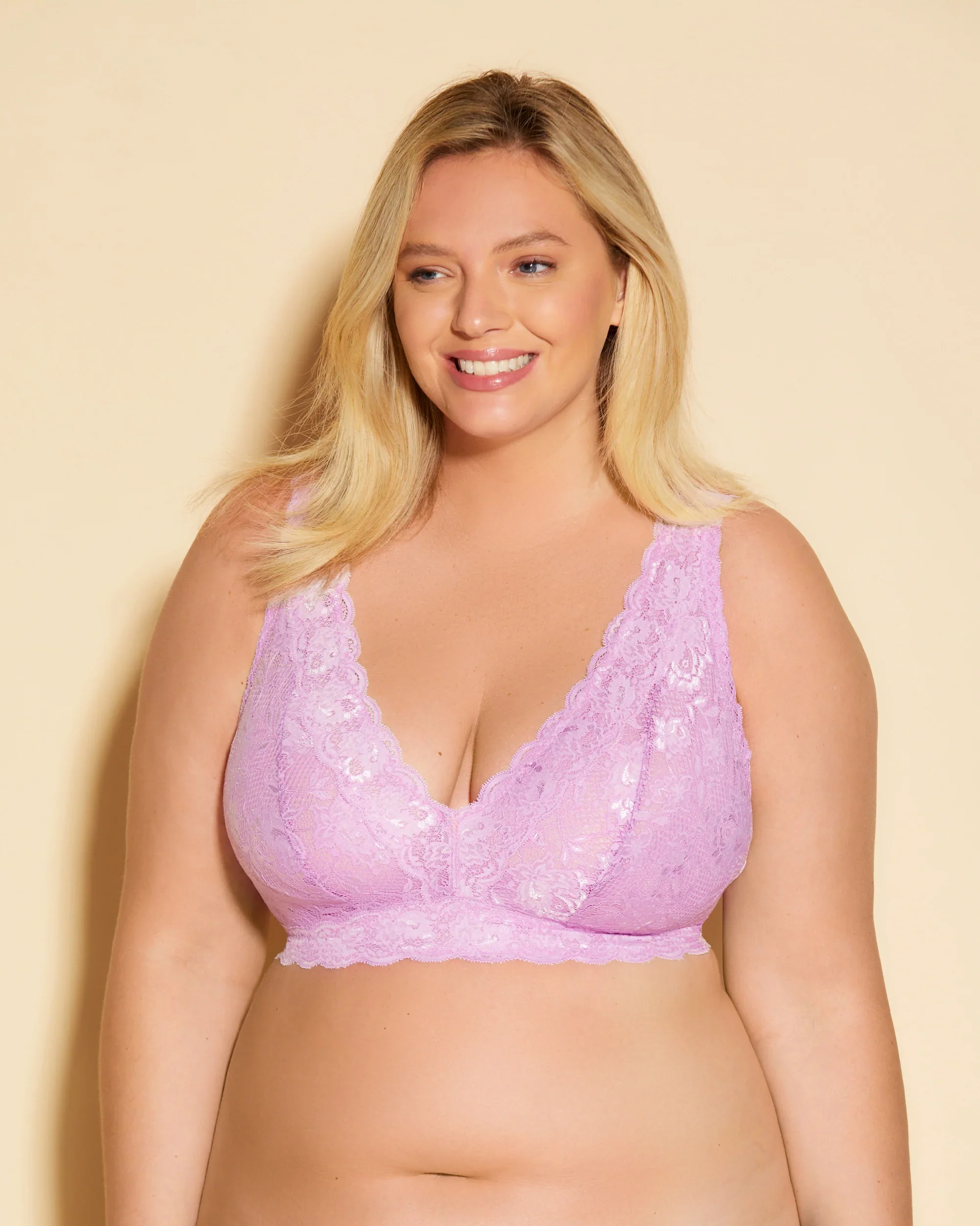 Ultra curvy plungie - Image 4