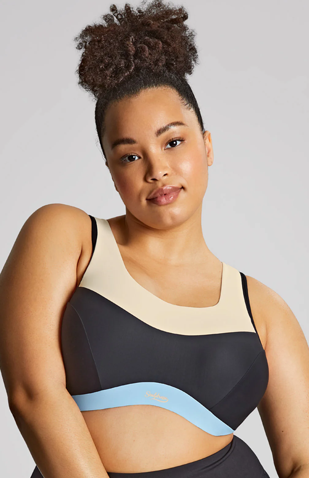 Upbeat wired sports bra